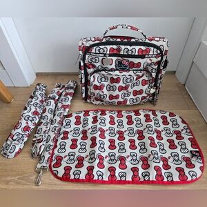 Jujube Hello Kitty Peek a Bow BFF Diaper Bag With Straps And Changing Pad